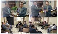 تجلیل از مدیر شبکه بهداشت 